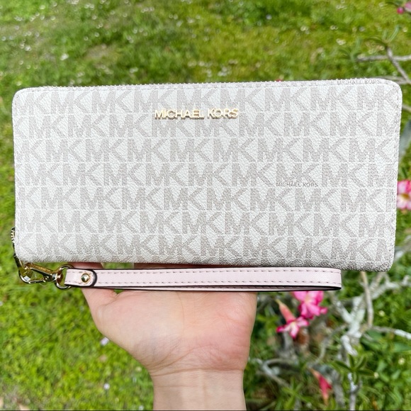 Michael Kors Jet Set Large Continental Wallet Wristlet MK Vanila Pink Blush - Picture 2 of 12